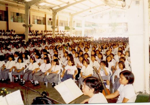 /Archivos/Fotos/28/filipinas/Colegio Quezon City1.jpg